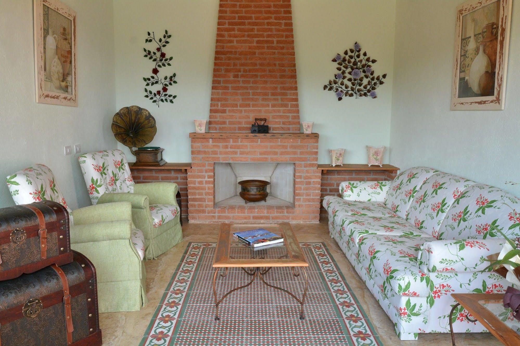 Pousada Villa dos Leais Serra Negra  Extérieur photo