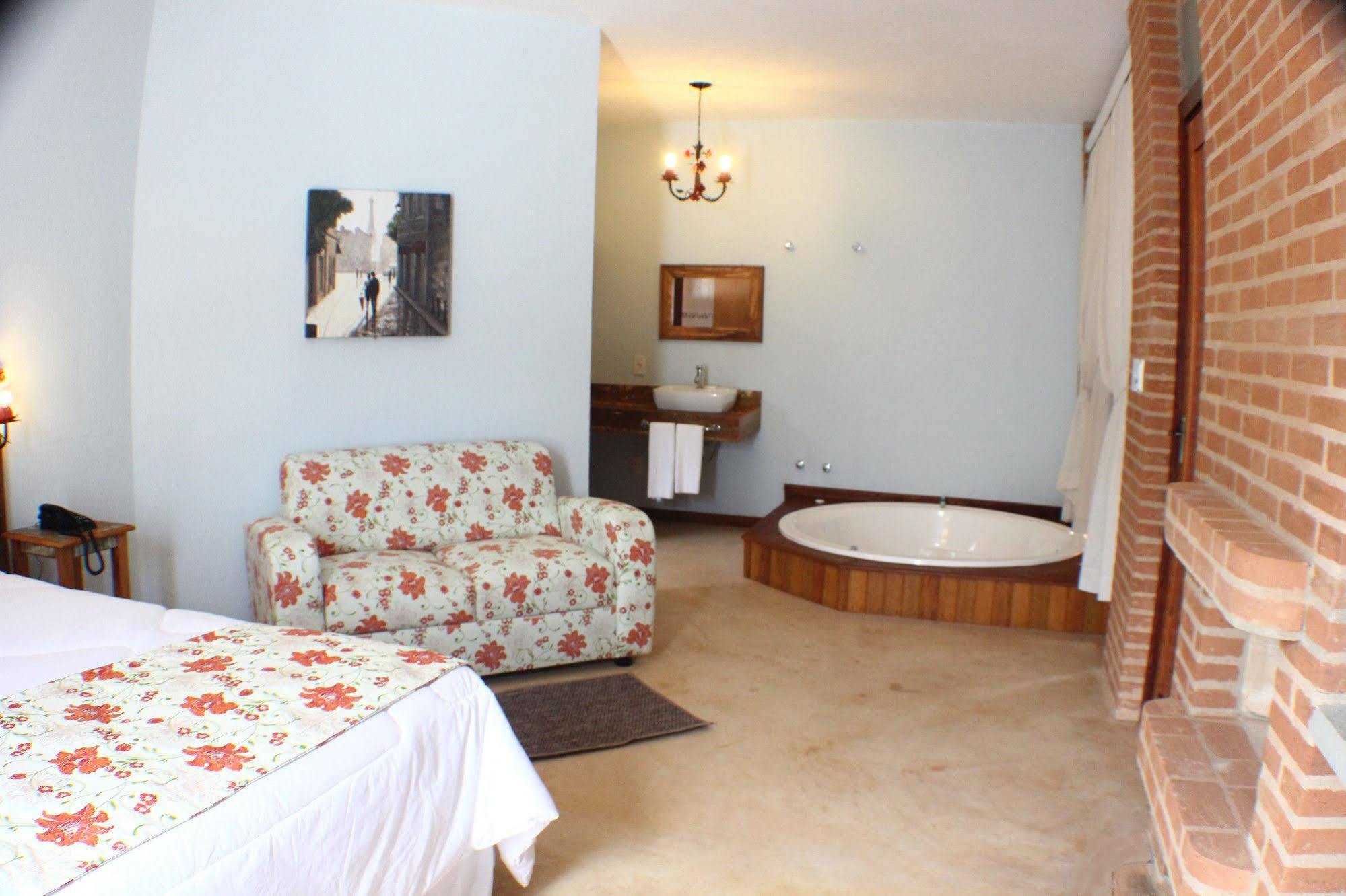 Pousada Villa dos Leais Serra Negra  Extérieur photo
